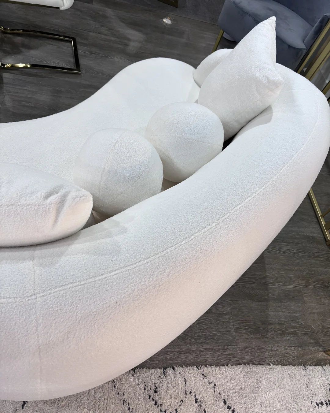 Lucy Ivory Bouclé Curved Accent Loveseat with Pillows - Image 4